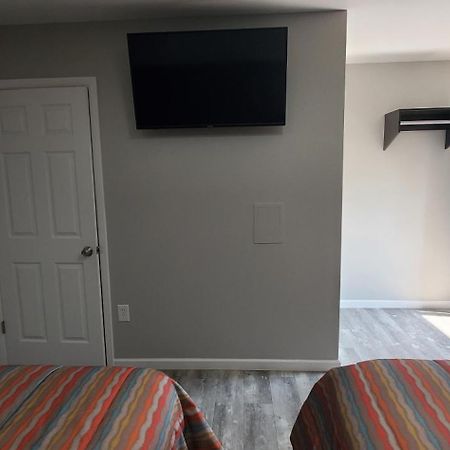 Villa Rosa Motel Painesville Экстерьер фото